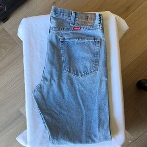 Wrangler Men's Relaxed Fit Jeans in Light Blue